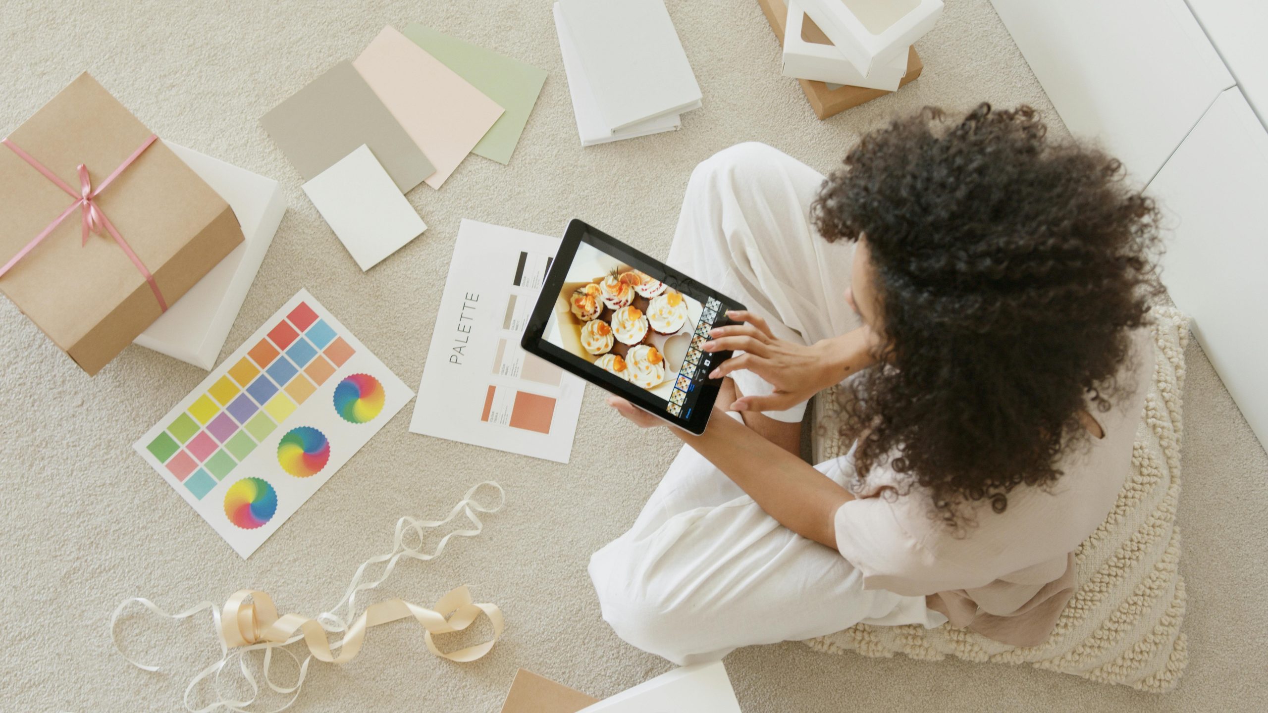 9 Bisnis Online yang Cocok untuk Anak Muda